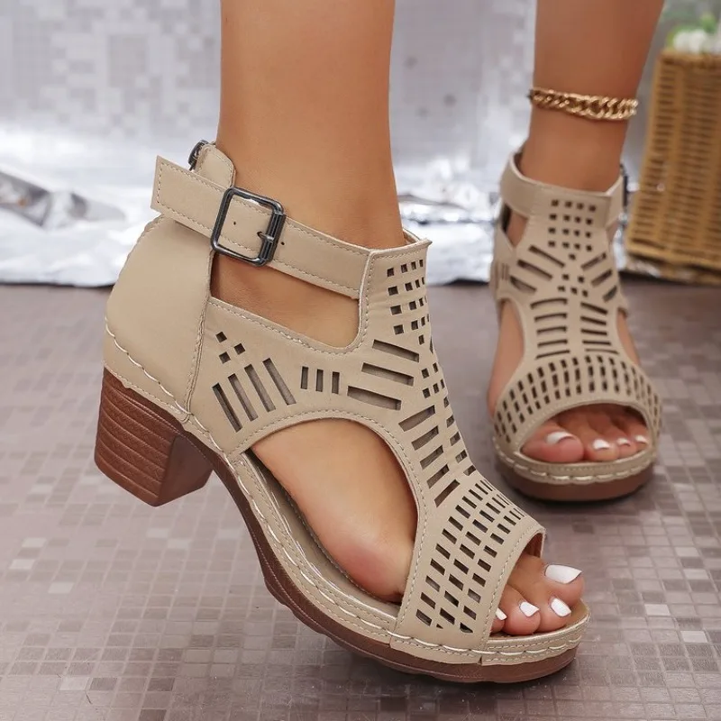 Cork Wedge Sandal - รองเท้าแตะสตรีสไตล์โรมัน ระบายอากาศได้ดีและมีสไตล์ แบบโปร่ง ปลายเปิด สายรัดข้อเท้า รองเท้าส้นเตารีด