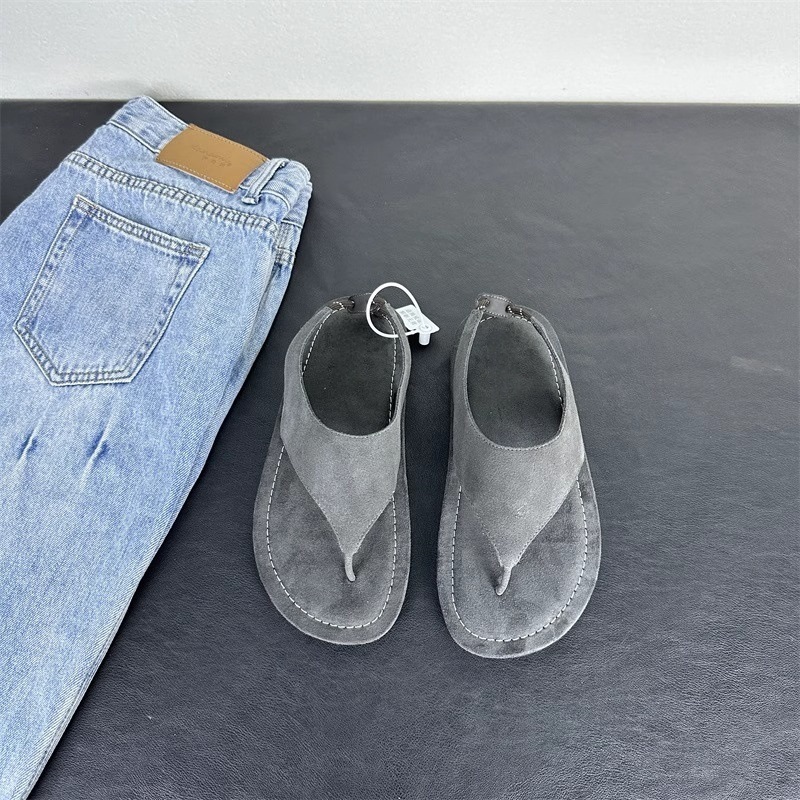 รองเท้าแตะสไตล์มินิมอลเกาหลีแบ - Thong Flat Sandal บทวิจารณ์และราคา