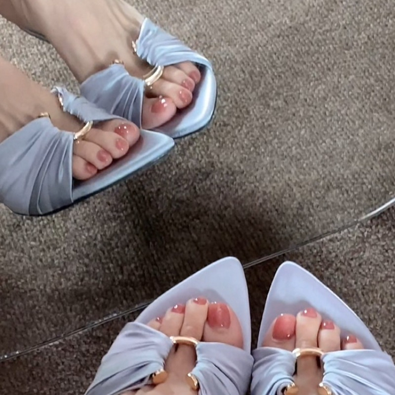 รองเท้าแตะแบบเปิดนิ้วเท้าแฟชั่ - Thong Flat Sandal บทวิจารณ์และราคา
