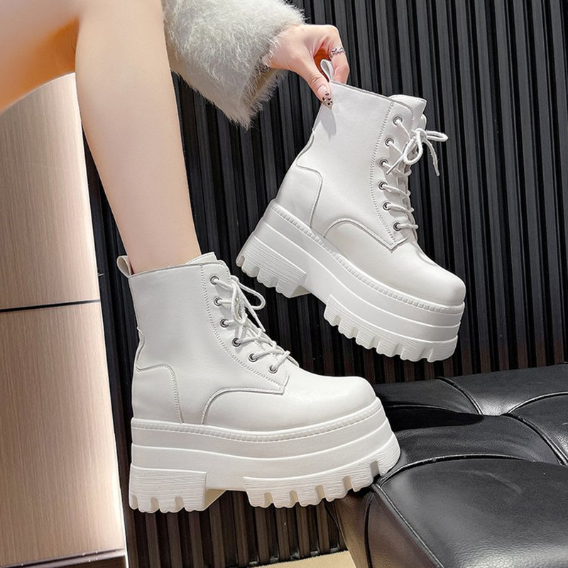 รองเท้าบูททหารแบบผูกเชือกหน้า  - Block Heel Ankle Boots บทวิจารณ์และราคา
