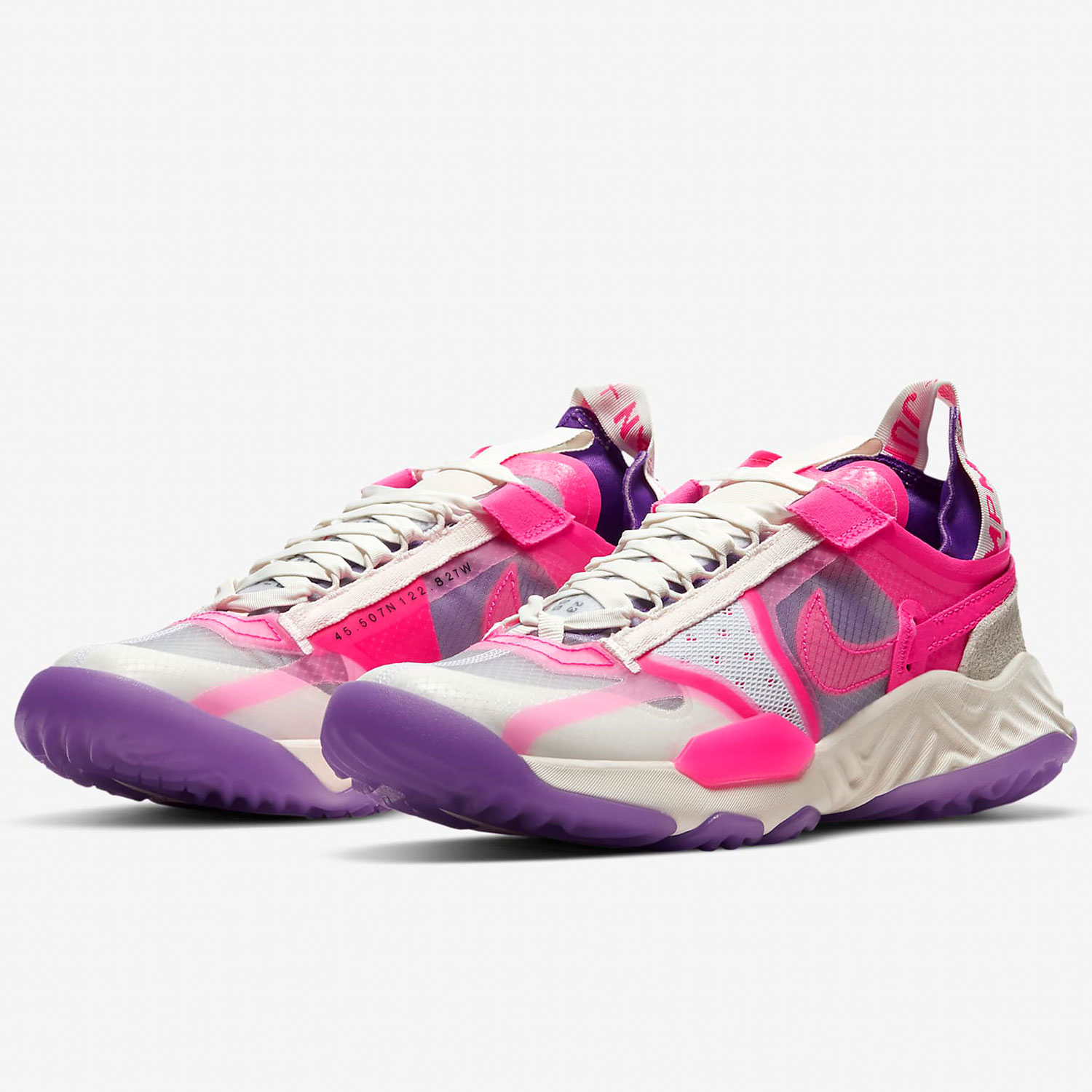 รองเท้าวิ่งน้ำหนักเบาและกันกระ - Women'S Shoes Nike Jordan บทวิจารณ์และราคา