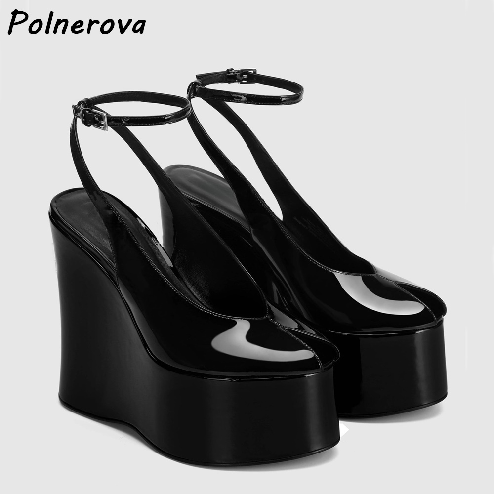 รองเท้าส้นเตารีดหนังแก้วแบบเปิ - Cork Wedge Sandal บทวิจารณ์และราคา